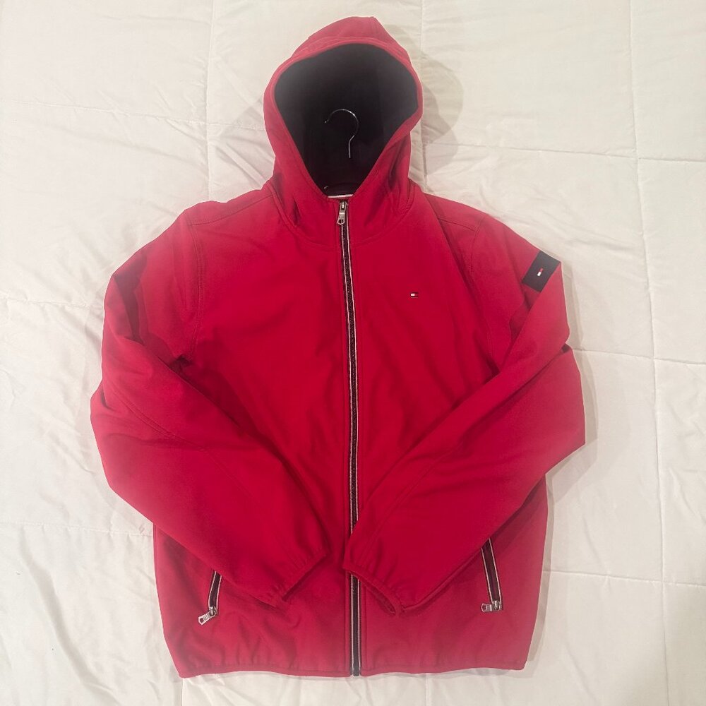Men's Red Tommy Hilfiger Fleece-lined Hooded Soft Shell Jacket / Size Medium